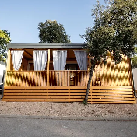 Casa de Férias Mobile Lotus Biograd Na Moru