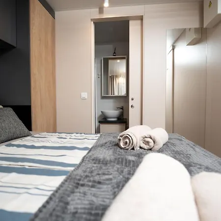 Dom wakacyjny Mobile Lotus