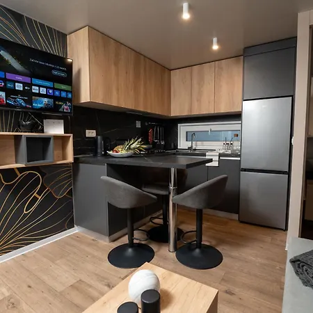 Mobile Lotus Biograd Na Moru