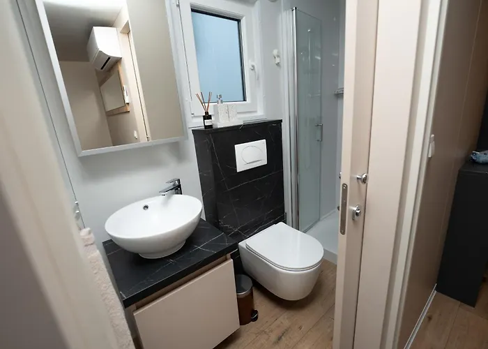 Mobile Lotus Vikendica