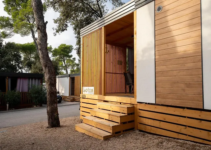 Mobile Lotus Vikendica